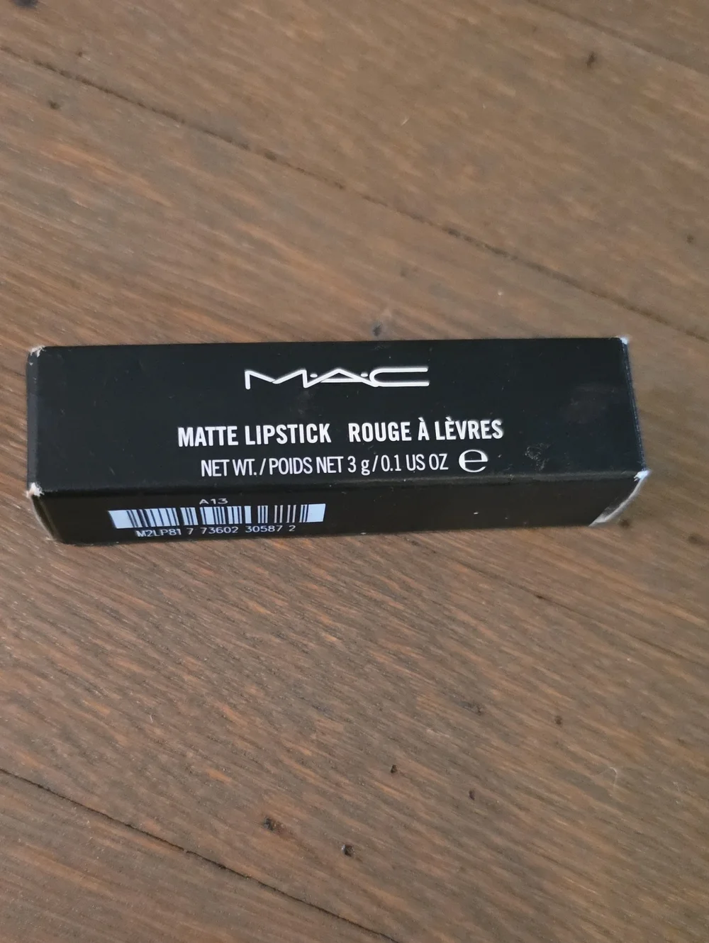 MAC Cosmetics Matte Lipstick — Heroine. A13. NEW